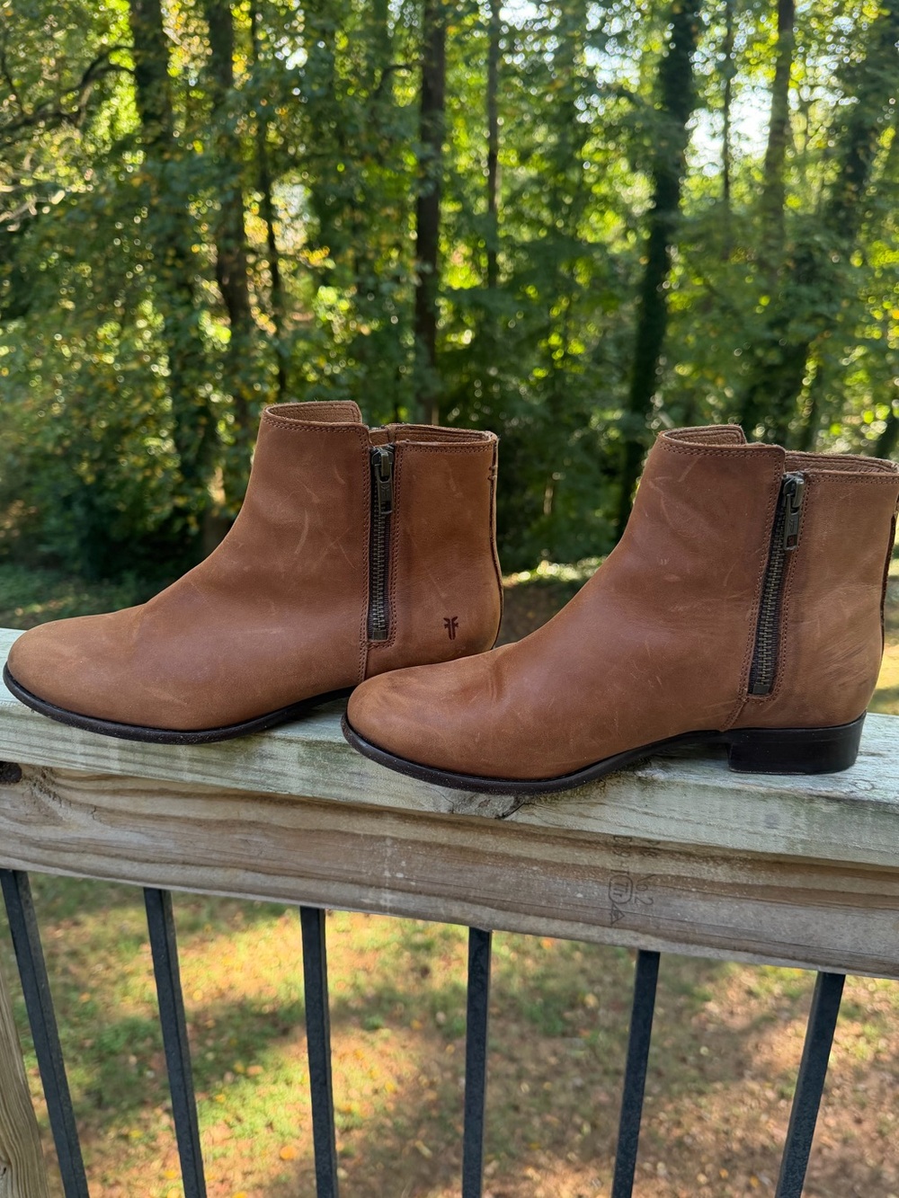 Frye Carly Womens 7.5 Cognac Brown Leather Double Zip Ankle Boots
